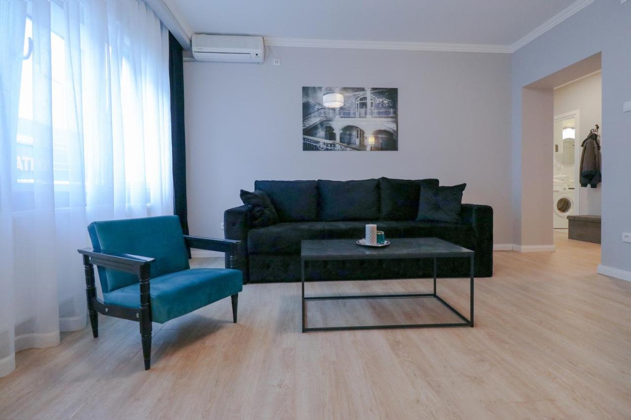 Heart Of Nis Appartement Buitenkant foto